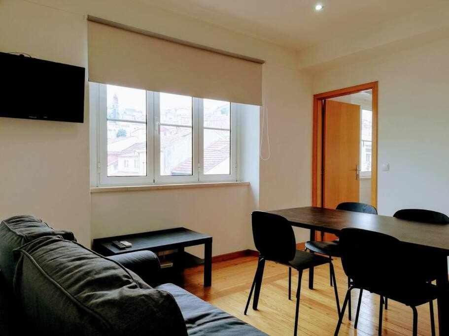Apartamentos Internacional Coimbra Bagian luar foto