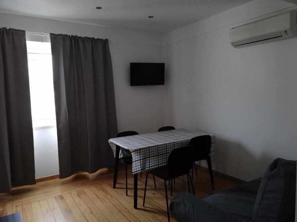 Apartamentos Internacional Coimbra Ruang foto