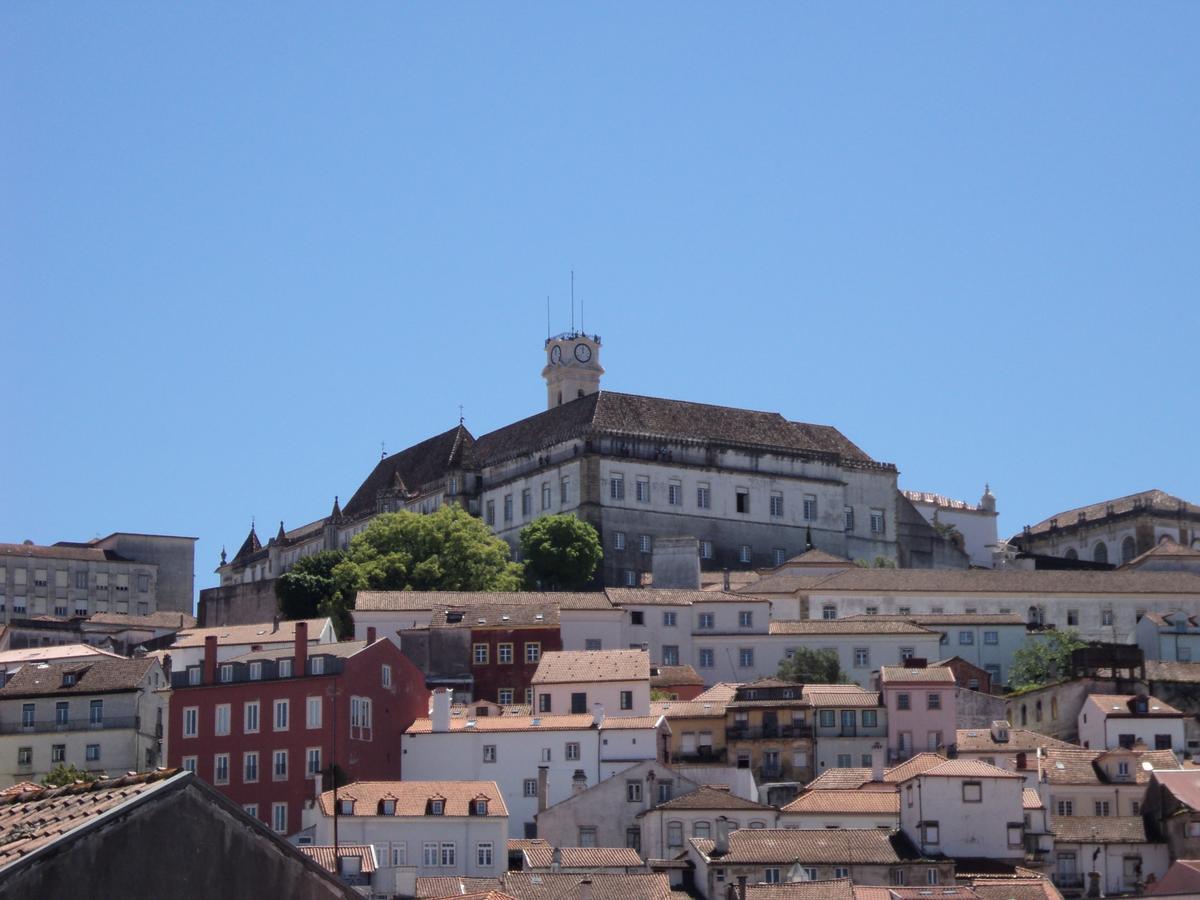 Apartamentos Internacional Coimbra Bagian luar foto